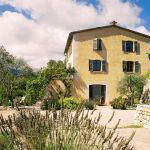 G&icirc;te L'Oustaou-La Colle sur Loup-G&icirc;tes de France Alpes-Maritimes  