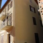 Le P&eacute;onien n&deg;3-Vue du B&acirc;timent-P&eacute;one-G&icirc;tes de France des Alpes-Maritimes