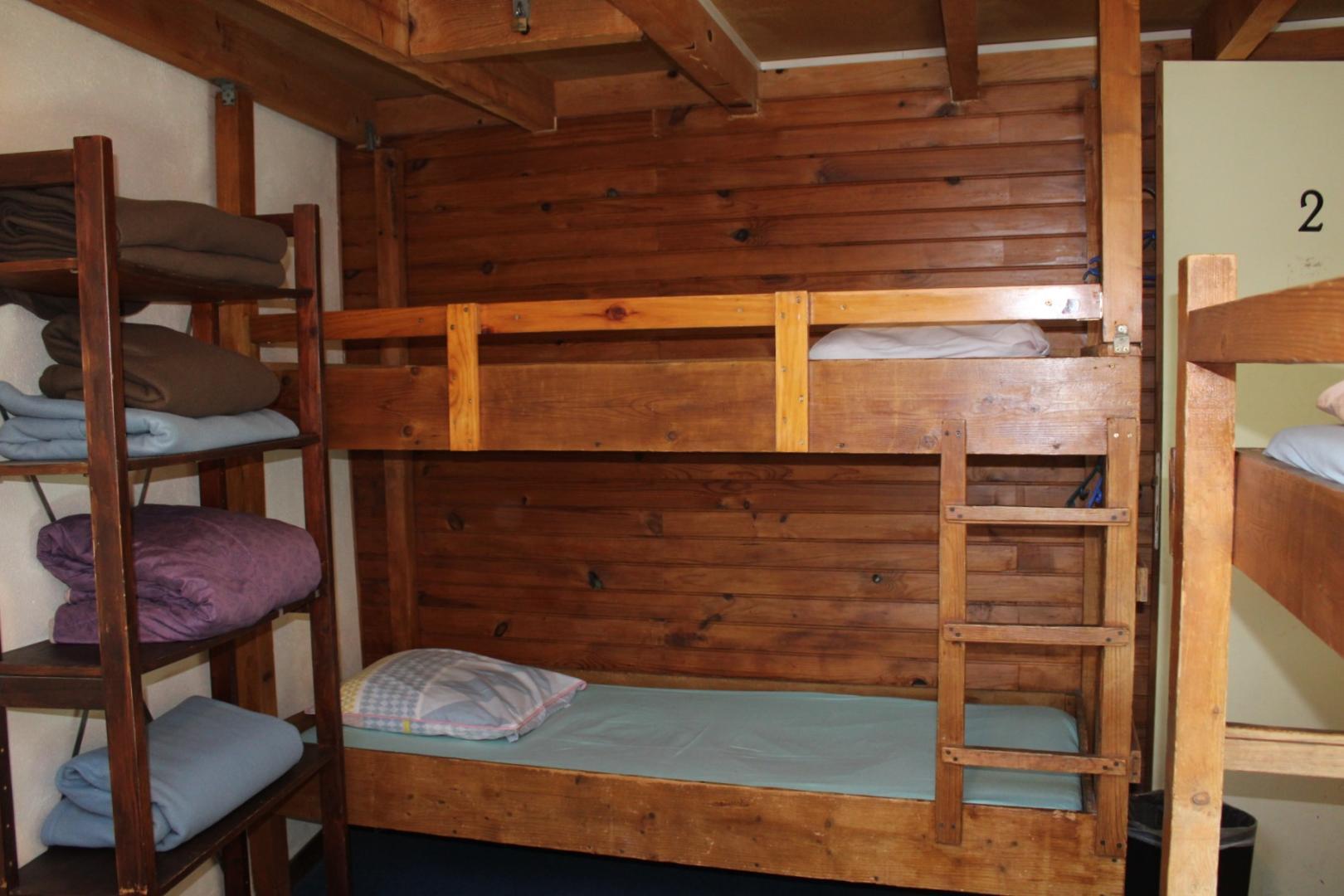 Gîte d'Etape/Groupe La Rouguière - Chambre n°2 - Saint-Martin-Vésubie - Gîtes de France Alpes-Maritimes photo 9